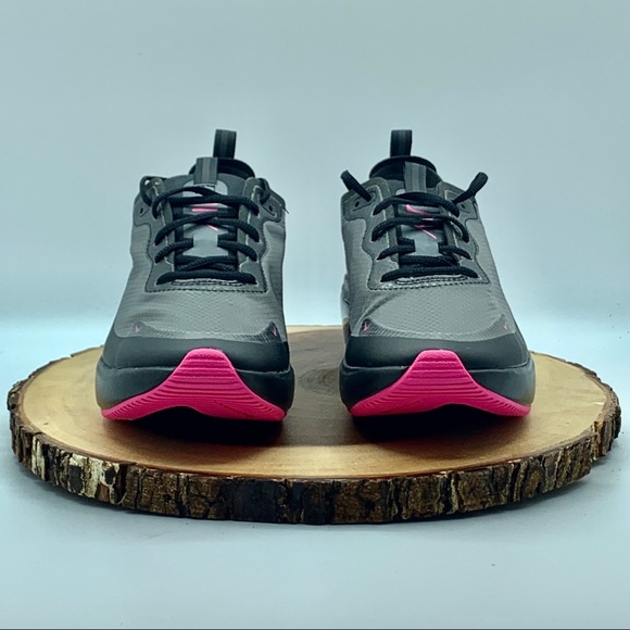 Nike Women’s Air Max DIA SE Various Sizes - Picture 4 of 8